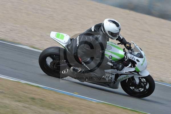 Motorcycle action photographs;Trackday digital images;donington;donington park leicestershire;donington photographs;event digital images;eventdigitalimages;no limits trackday;peter wileman photography;trackday;trackday photos