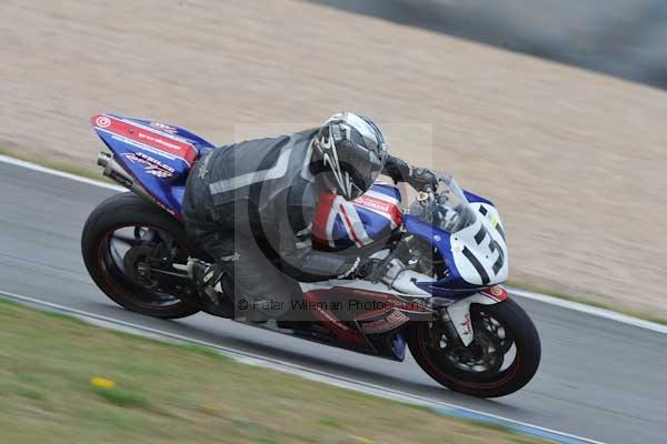Motorcycle action photographs;Trackday digital images;donington;donington park leicestershire;donington photographs;event digital images;eventdigitalimages;no limits trackday;peter wileman photography;trackday;trackday photos