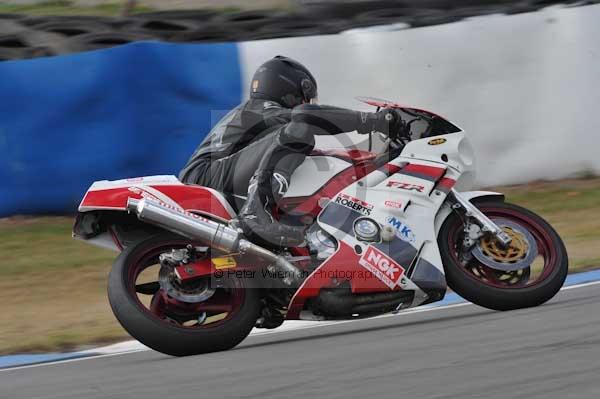 Motorcycle action photographs;Trackday digital images;donington;donington park leicestershire;donington photographs;event digital images;eventdigitalimages;no limits trackday;peter wileman photography;trackday;trackday photos
