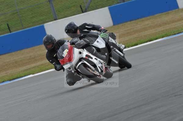 Motorcycle action photographs;Trackday digital images;donington;donington park leicestershire;donington photographs;event digital images;eventdigitalimages;no limits trackday;peter wileman photography;trackday;trackday photos