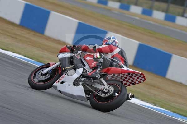 Motorcycle action photographs;Trackday digital images;donington;donington park leicestershire;donington photographs;event digital images;eventdigitalimages;no limits trackday;peter wileman photography;trackday;trackday photos