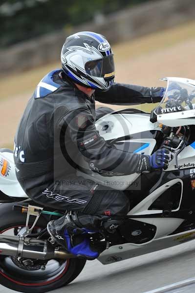 Motorcycle action photographs;Trackday digital images;donington;donington park leicestershire;donington photographs;event digital images;eventdigitalimages;no limits trackday;peter wileman photography;trackday;trackday photos