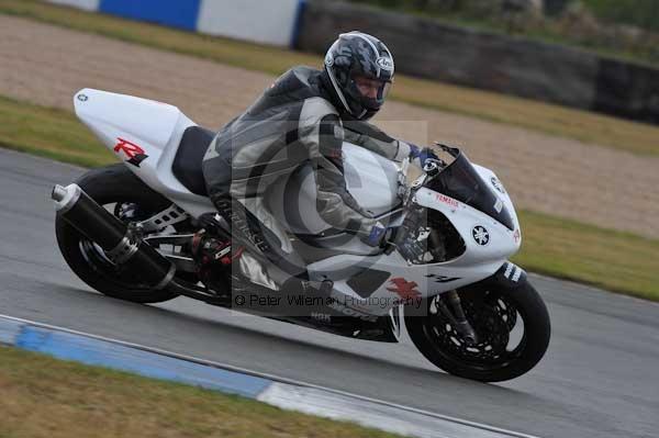 Motorcycle action photographs;Trackday digital images;donington;donington park leicestershire;donington photographs;event digital images;eventdigitalimages;no limits trackday;peter wileman photography;trackday;trackday photos