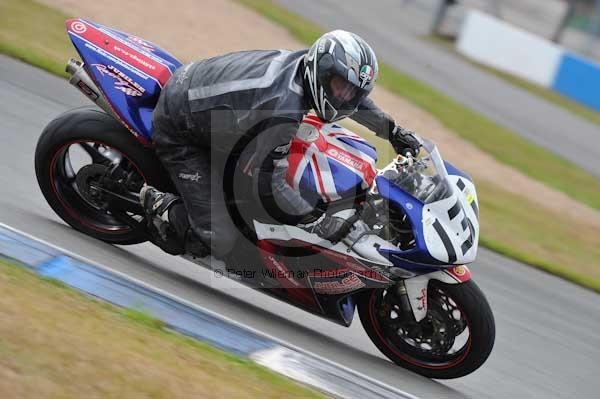 Motorcycle action photographs;Trackday digital images;donington;donington park leicestershire;donington photographs;event digital images;eventdigitalimages;no limits trackday;peter wileman photography;trackday;trackday photos