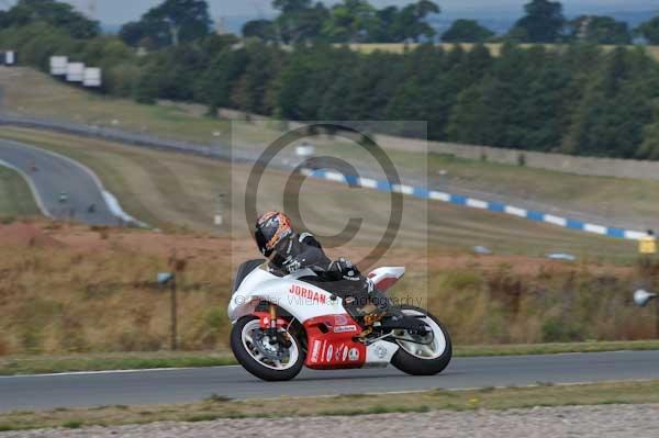 Motorcycle action photographs;Trackday digital images;donington;donington park leicestershire;donington photographs;event digital images;eventdigitalimages;no limits trackday;peter wileman photography;trackday;trackday photos