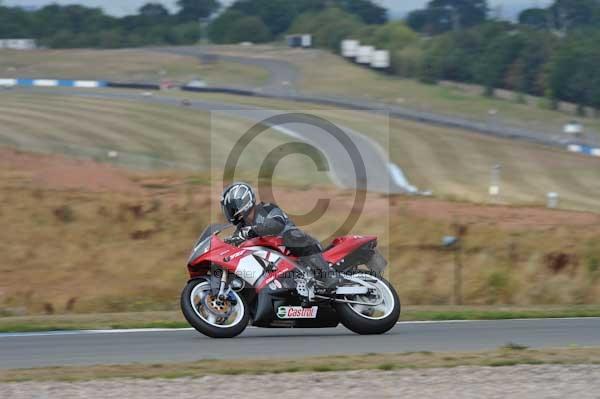 Motorcycle action photographs;Trackday digital images;donington;donington park leicestershire;donington photographs;event digital images;eventdigitalimages;no limits trackday;peter wileman photography;trackday;trackday photos