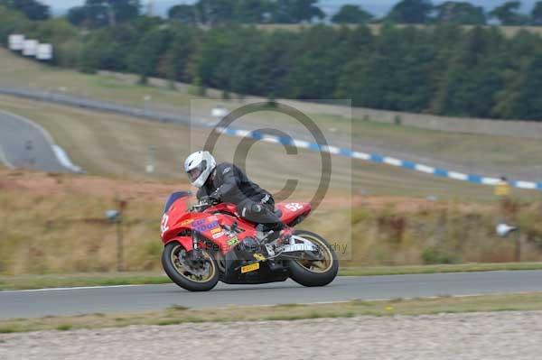 Motorcycle action photographs;Trackday digital images;donington;donington park leicestershire;donington photographs;event digital images;eventdigitalimages;no limits trackday;peter wileman photography;trackday;trackday photos