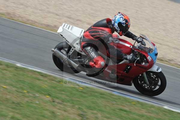 Motorcycle action photographs;Trackday digital images;donington;donington park leicestershire;donington photographs;event digital images;eventdigitalimages;no limits trackday;peter wileman photography;trackday;trackday photos