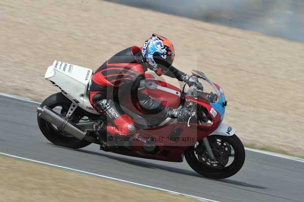 Motorcycle action photographs;Trackday digital images;donington;donington park leicestershire;donington photographs;event digital images;eventdigitalimages;no limits trackday;peter wileman photography;trackday;trackday photos