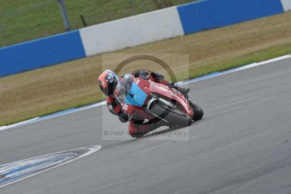 Motorcycle action photographs;Trackday digital images;donington;donington park leicestershire;donington photographs;event digital images;eventdigitalimages;no limits trackday;peter wileman photography;trackday;trackday photos