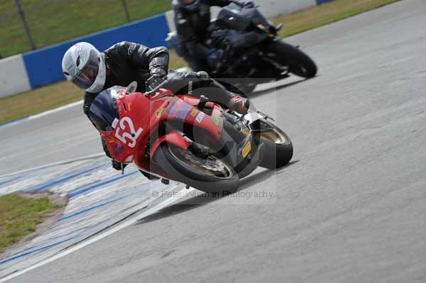 Motorcycle action photographs;Trackday digital images;donington;donington park leicestershire;donington photographs;event digital images;eventdigitalimages;no limits trackday;peter wileman photography;trackday;trackday photos