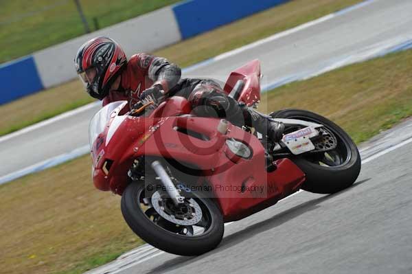 Motorcycle action photographs;Trackday digital images;donington;donington park leicestershire;donington photographs;event digital images;eventdigitalimages;no limits trackday;peter wileman photography;trackday;trackday photos