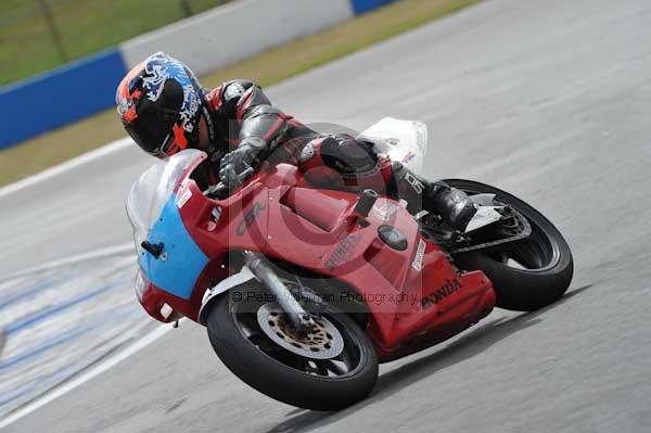 Motorcycle action photographs;Trackday digital images;donington;donington park leicestershire;donington photographs;event digital images;eventdigitalimages;no limits trackday;peter wileman photography;trackday;trackday photos