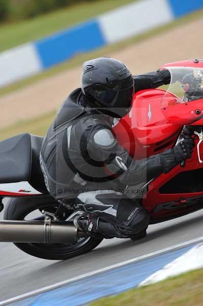 Motorcycle action photographs;Trackday digital images;donington;donington park leicestershire;donington photographs;event digital images;eventdigitalimages;no limits trackday;peter wileman photography;trackday;trackday photos