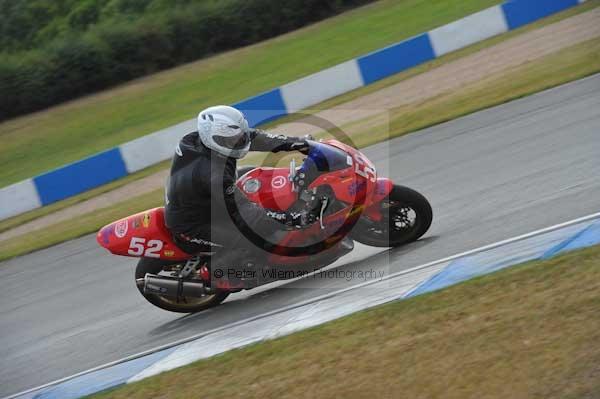 Motorcycle action photographs;Trackday digital images;donington;donington park leicestershire;donington photographs;event digital images;eventdigitalimages;no limits trackday;peter wileman photography;trackday;trackday photos