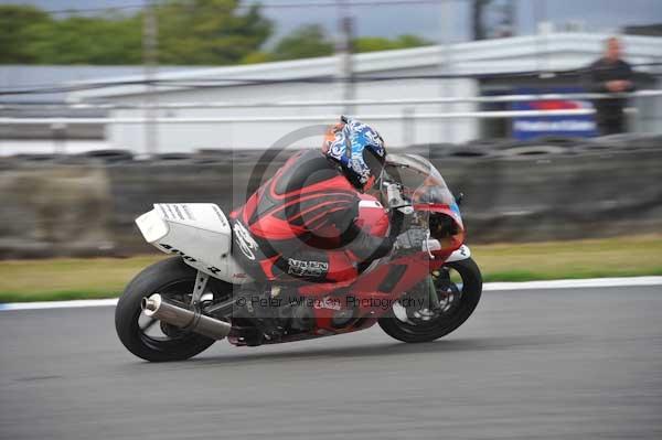 Motorcycle action photographs;Trackday digital images;donington;donington park leicestershire;donington photographs;event digital images;eventdigitalimages;no limits trackday;peter wileman photography;trackday;trackday photos