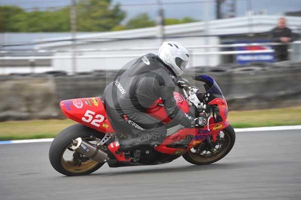 Motorcycle action photographs;Trackday digital images;donington;donington park leicestershire;donington photographs;event digital images;eventdigitalimages;no limits trackday;peter wileman photography;trackday;trackday photos