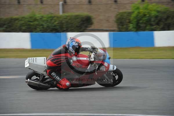 Motorcycle action photographs;Trackday digital images;donington;donington park leicestershire;donington photographs;event digital images;eventdigitalimages;no limits trackday;peter wileman photography;trackday;trackday photos