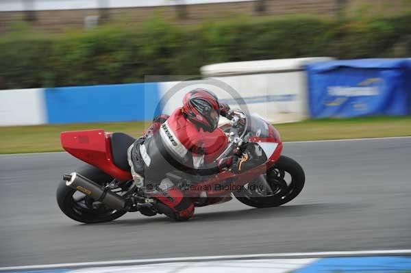 Motorcycle action photographs;Trackday digital images;donington;donington park leicestershire;donington photographs;event digital images;eventdigitalimages;no limits trackday;peter wileman photography;trackday;trackday photos