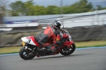 Motorcycle-action-photographs;Trackday-digital-images;donington;donington-park-leicestershire;donington-photographs;event-digital-images;eventdigitalimages;no-limits-trackday;peter-wileman-photography;trackday;trackday-photos