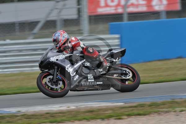 Motorcycle action photographs;Trackday digital images;donington;donington park leicestershire;donington photographs;event digital images;eventdigitalimages;no limits trackday;peter wileman photography;trackday;trackday photos