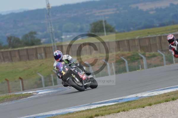 Motorcycle action photographs;Trackday digital images;donington;donington park leicestershire;donington photographs;event digital images;eventdigitalimages;no limits trackday;peter wileman photography;trackday;trackday photos