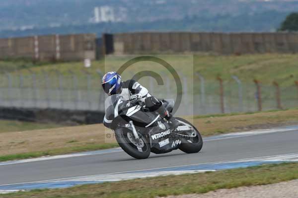 Motorcycle action photographs;Trackday digital images;donington;donington park leicestershire;donington photographs;event digital images;eventdigitalimages;no limits trackday;peter wileman photography;trackday;trackday photos