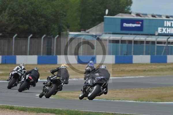 Motorcycle action photographs;Trackday digital images;donington;donington park leicestershire;donington photographs;event digital images;eventdigitalimages;no limits trackday;peter wileman photography;trackday;trackday photos