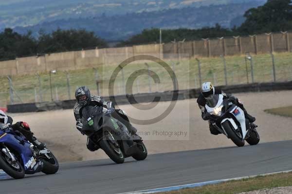 Motorcycle action photographs;Trackday digital images;donington;donington park leicestershire;donington photographs;event digital images;eventdigitalimages;no limits trackday;peter wileman photography;trackday;trackday photos