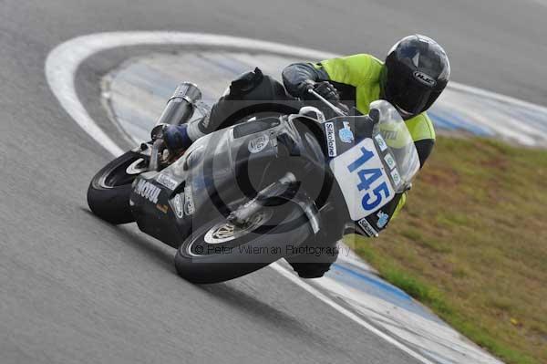 Motorcycle action photographs;Trackday digital images;donington;donington park leicestershire;donington photographs;event digital images;eventdigitalimages;no limits trackday;peter wileman photography;trackday;trackday photos
