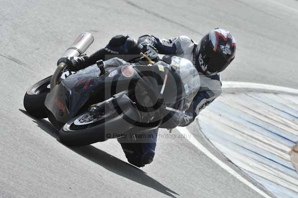 Motorcycle action photographs;Trackday digital images;donington;donington park leicestershire;donington photographs;event digital images;eventdigitalimages;no limits trackday;peter wileman photography;trackday;trackday photos