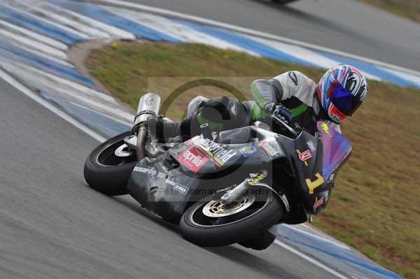 Motorcycle action photographs;Trackday digital images;donington;donington park leicestershire;donington photographs;event digital images;eventdigitalimages;no limits trackday;peter wileman photography;trackday;trackday photos