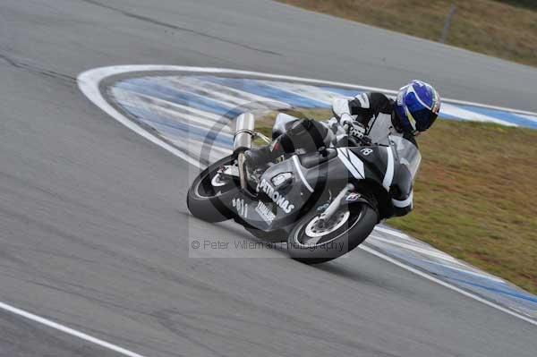 Motorcycle action photographs;Trackday digital images;donington;donington park leicestershire;donington photographs;event digital images;eventdigitalimages;no limits trackday;peter wileman photography;trackday;trackday photos