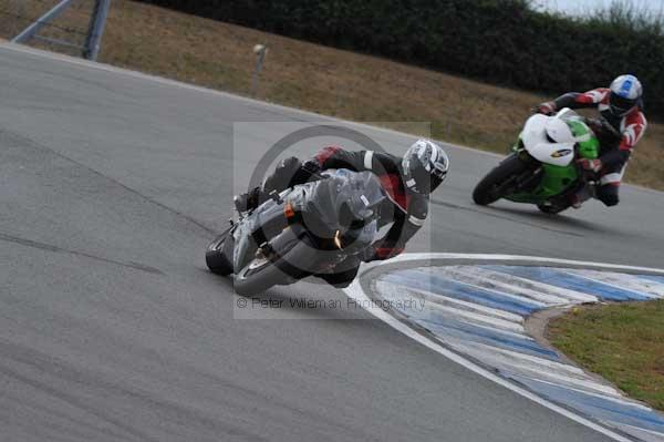 Motorcycle action photographs;Trackday digital images;donington;donington park leicestershire;donington photographs;event digital images;eventdigitalimages;no limits trackday;peter wileman photography;trackday;trackday photos