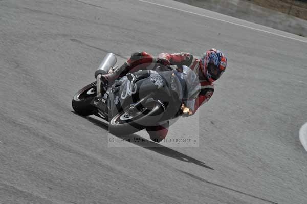 Motorcycle action photographs;Trackday digital images;donington;donington park leicestershire;donington photographs;event digital images;eventdigitalimages;no limits trackday;peter wileman photography;trackday;trackday photos