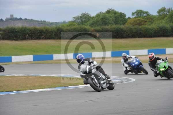 Motorcycle action photographs;Trackday digital images;donington;donington park leicestershire;donington photographs;event digital images;eventdigitalimages;no limits trackday;peter wileman photography;trackday;trackday photos