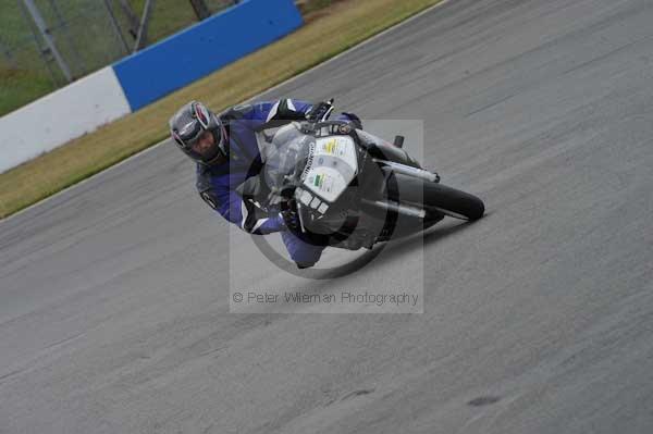 Motorcycle action photographs;Trackday digital images;donington;donington park leicestershire;donington photographs;event digital images;eventdigitalimages;no limits trackday;peter wileman photography;trackday;trackday photos