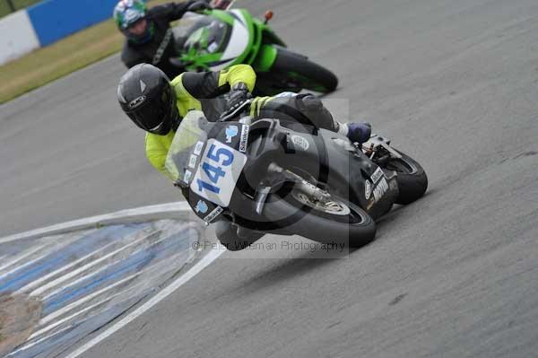 Motorcycle action photographs;Trackday digital images;donington;donington park leicestershire;donington photographs;event digital images;eventdigitalimages;no limits trackday;peter wileman photography;trackday;trackday photos