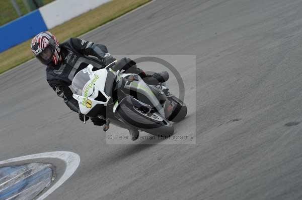 Motorcycle action photographs;Trackday digital images;donington;donington park leicestershire;donington photographs;event digital images;eventdigitalimages;no limits trackday;peter wileman photography;trackday;trackday photos