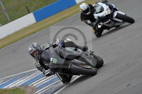 Motorcycle action photographs;Trackday digital images;donington;donington park leicestershire;donington photographs;event digital images;eventdigitalimages;no limits trackday;peter wileman photography;trackday;trackday photos