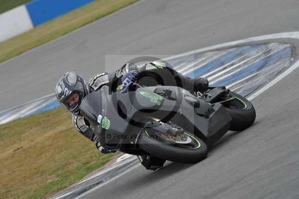 Motorcycle action photographs;Trackday digital images;donington;donington park leicestershire;donington photographs;event digital images;eventdigitalimages;no limits trackday;peter wileman photography;trackday;trackday photos
