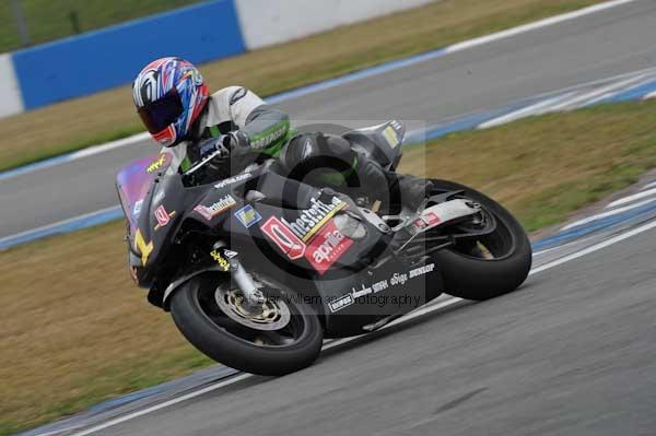 Motorcycle action photographs;Trackday digital images;donington;donington park leicestershire;donington photographs;event digital images;eventdigitalimages;no limits trackday;peter wileman photography;trackday;trackday photos