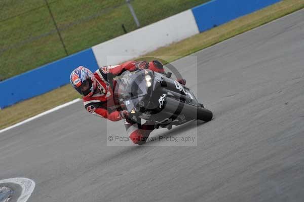 Motorcycle action photographs;Trackday digital images;donington;donington park leicestershire;donington photographs;event digital images;eventdigitalimages;no limits trackday;peter wileman photography;trackday;trackday photos