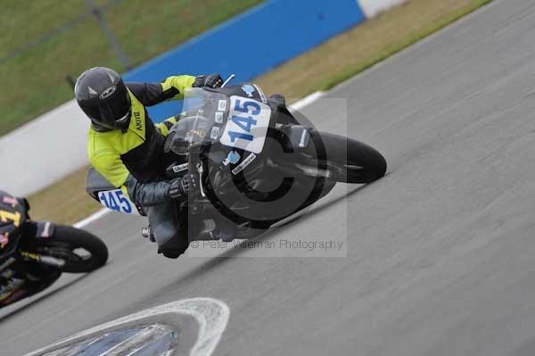 Motorcycle action photographs;Trackday digital images;donington;donington park leicestershire;donington photographs;event digital images;eventdigitalimages;no limits trackday;peter wileman photography;trackday;trackday photos