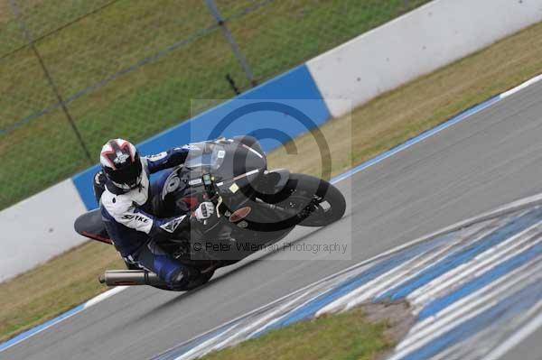 Motorcycle action photographs;Trackday digital images;donington;donington park leicestershire;donington photographs;event digital images;eventdigitalimages;no limits trackday;peter wileman photography;trackday;trackday photos