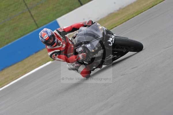 Motorcycle action photographs;Trackday digital images;donington;donington park leicestershire;donington photographs;event digital images;eventdigitalimages;no limits trackday;peter wileman photography;trackday;trackday photos