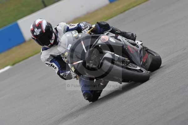 Motorcycle action photographs;Trackday digital images;donington;donington park leicestershire;donington photographs;event digital images;eventdigitalimages;no limits trackday;peter wileman photography;trackday;trackday photos