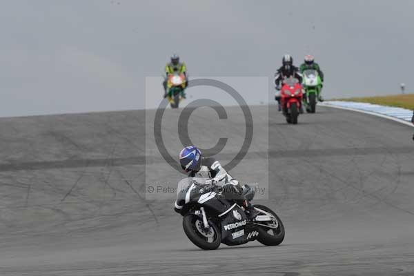 Motorcycle action photographs;Trackday digital images;donington;donington park leicestershire;donington photographs;event digital images;eventdigitalimages;no limits trackday;peter wileman photography;trackday;trackday photos