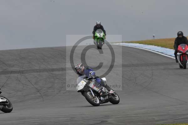 Motorcycle action photographs;Trackday digital images;donington;donington park leicestershire;donington photographs;event digital images;eventdigitalimages;no limits trackday;peter wileman photography;trackday;trackday photos