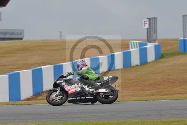 Motorcycle action photographs;Trackday digital images;donington;donington park leicestershire;donington photographs;event digital images;eventdigitalimages;no limits trackday;peter wileman photography;trackday;trackday photos